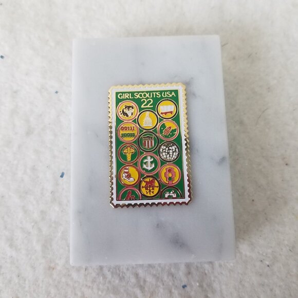 Vintage 1987 Girl Scouts USA 22 Cent USPS Stamp on marble base paperweight - Picture 2 of 6